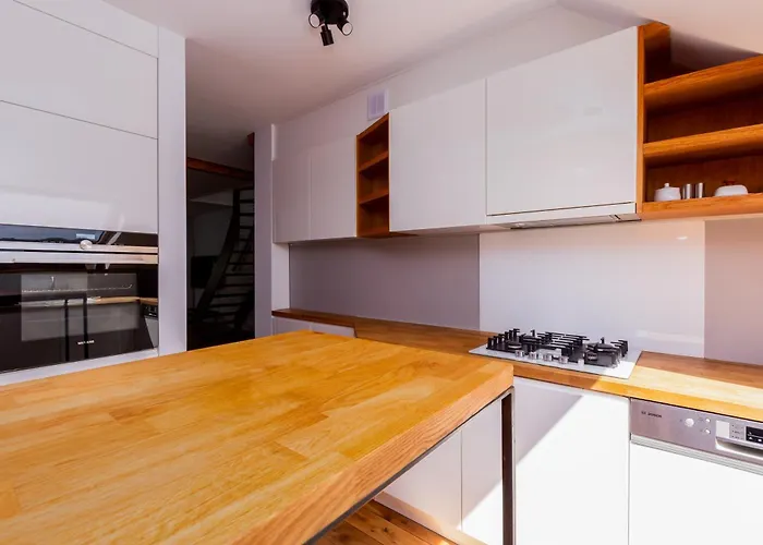 Badkowskiego Two-level By Bookinghost * Gdańsk